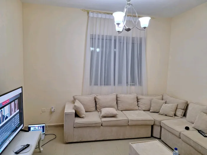 One-room apartment with a hall for rent : Image 1