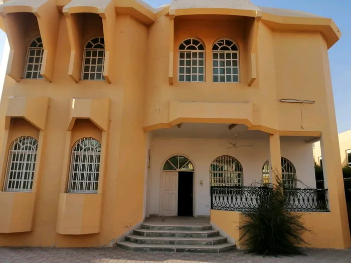 For sale a two-storey villa in Mirdiff : Image 1