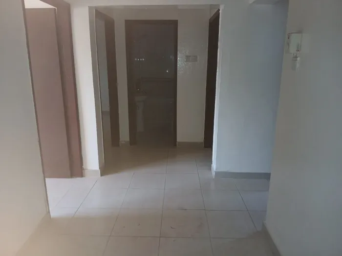 For rent: two rooms, a hall, two bathrooms, a kitchen and a balcony : Image 1