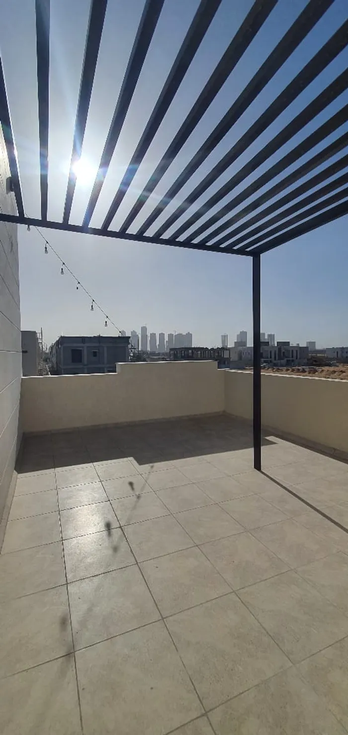 امتلك منزل احلامك بحصولك على هذه الفيلا في اهدي وارقى مناطق امارة عجمان : Image 1