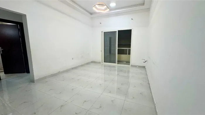 second resident apartment for rent : Image 1