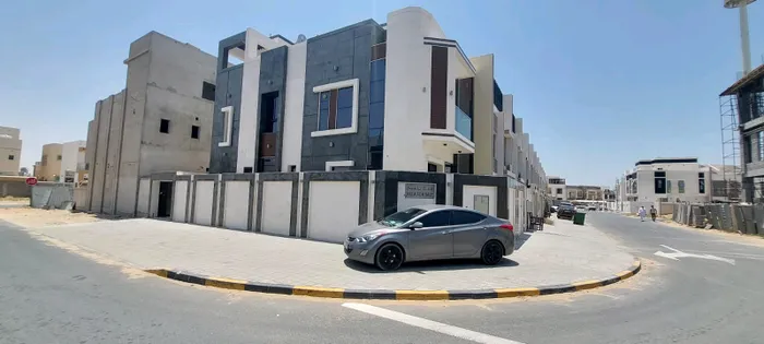 Villa for sale in Ajman, Al Zahia area, very excellent villa at an amazing price : Image 1