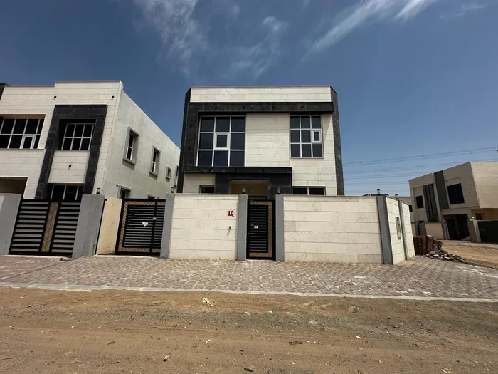 New villa for rent, first inhabitant, with air conditioners, corner of two streets : Image 1