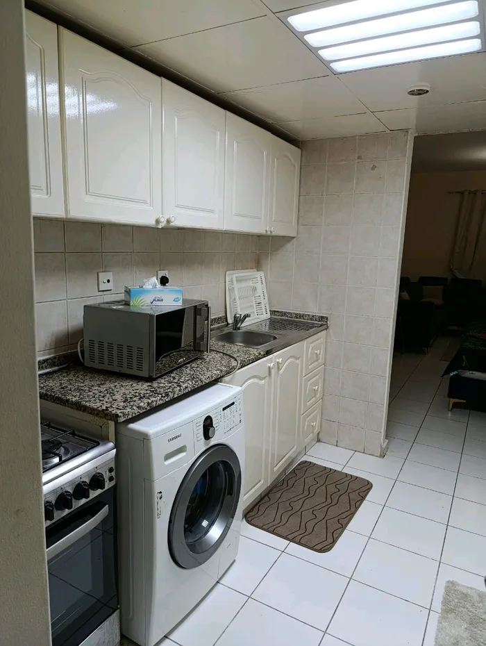 There is a six-room Shering Arab youth apartment, a triple master room and standard triple rooms opposite Sahara at special prices to contact 0505892435 : Image 1