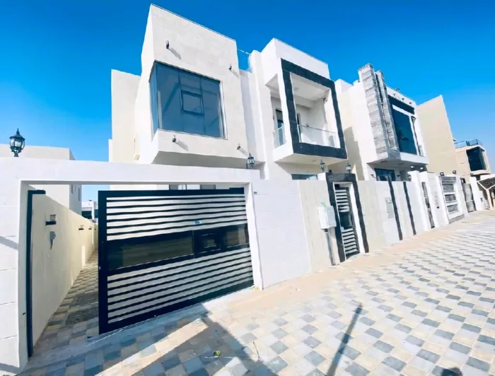 فيلا للايجار السنوي بسعر مميز : Image 1