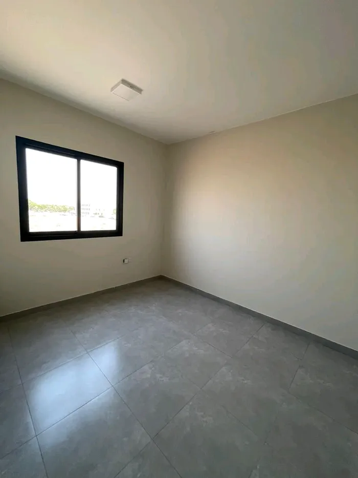 Apartment for annual rent : Image 1