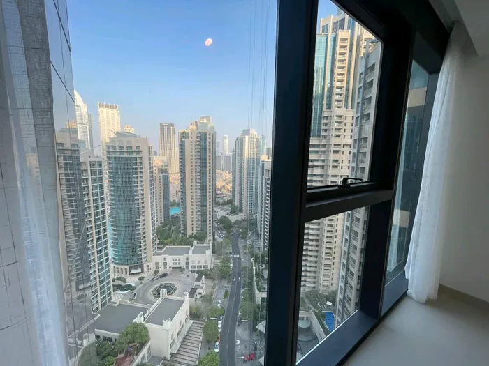 Luxury 1BHK Apartment in Business Bay with Canal View : Image 1