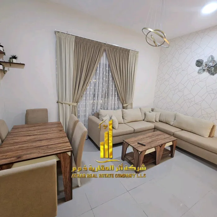 شقة فخمة للايجار بسعر حلو : Image 1