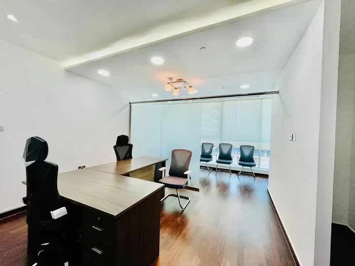 Prime Office || Well Maintained || Cost Effective : Image 1