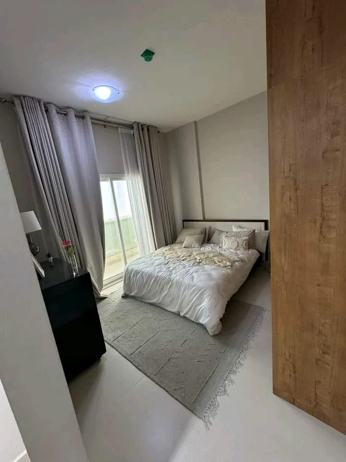 شقه للبيع ، غرفتين وصاله : Image 1