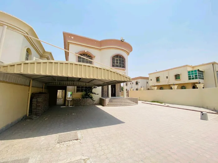 فيلا للايجار السنوي ٤ دفعات : Image 1