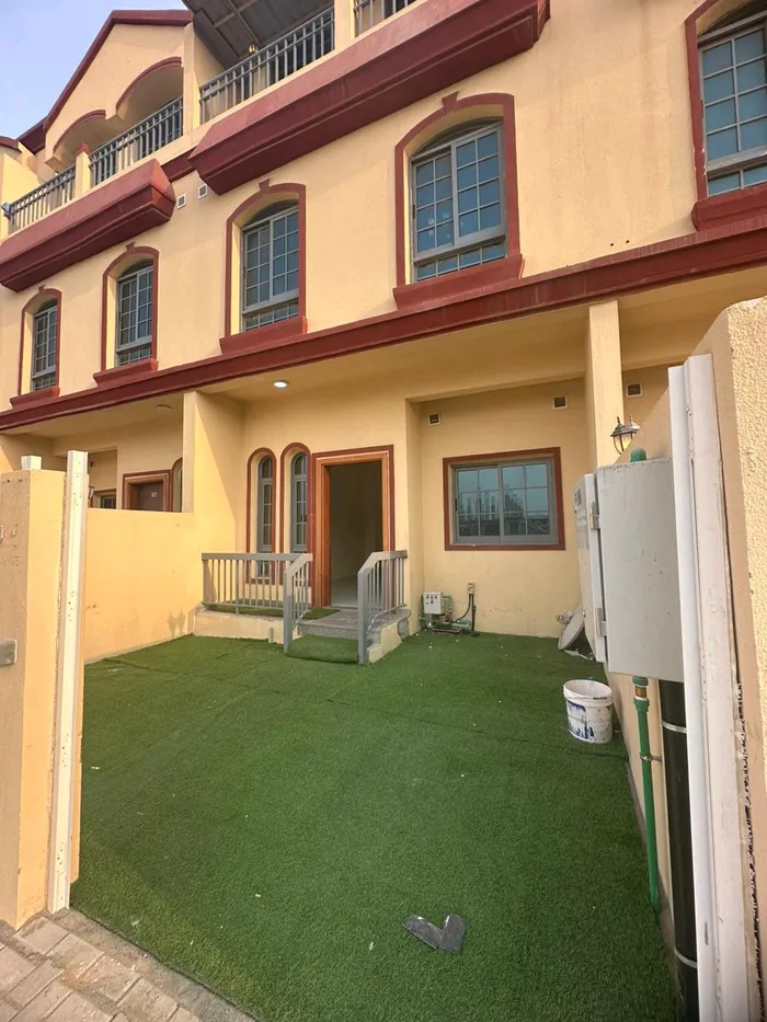 Townhouse for rent in Ajman : Image 1