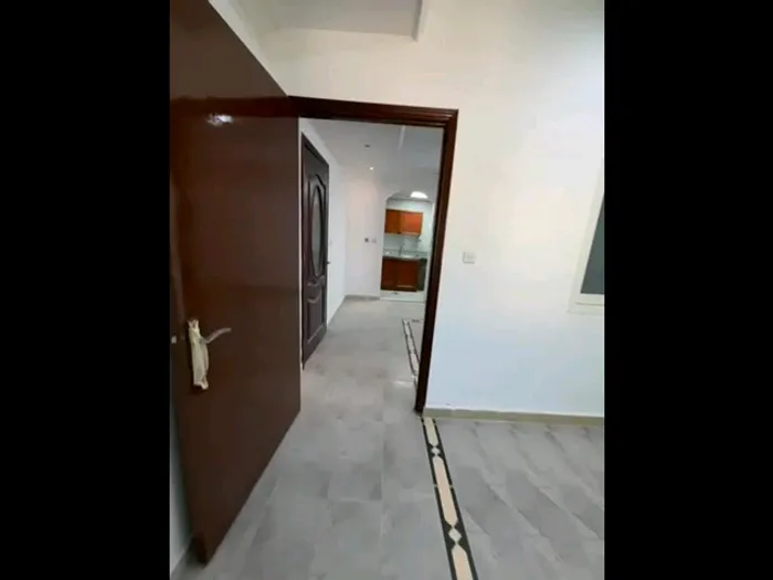 30 investment apartment in Khalidiya Abu Dhabi : Image 1