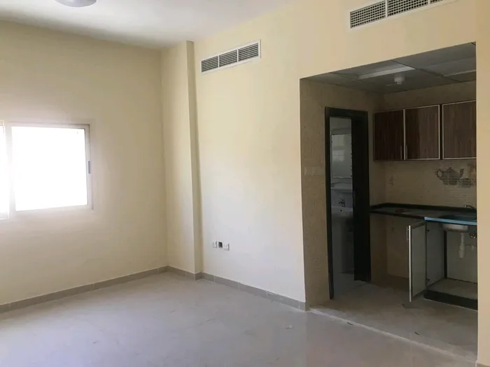 استديو للايجار السنوى : Image 1