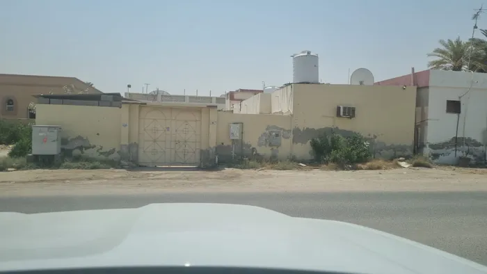 For sale a house in Julphar area, Ras Al Khaimah : Image 1