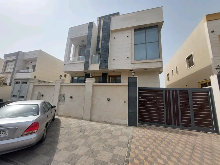 فيلا للايجار السنوي : Image 1