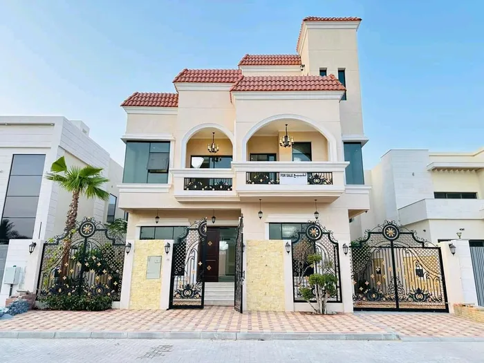 Villa for sale in Ajman : Image 1