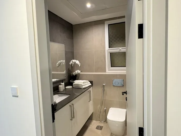 Own your dream apartment now in Bluebell Ajman, the best residential project : Image 1