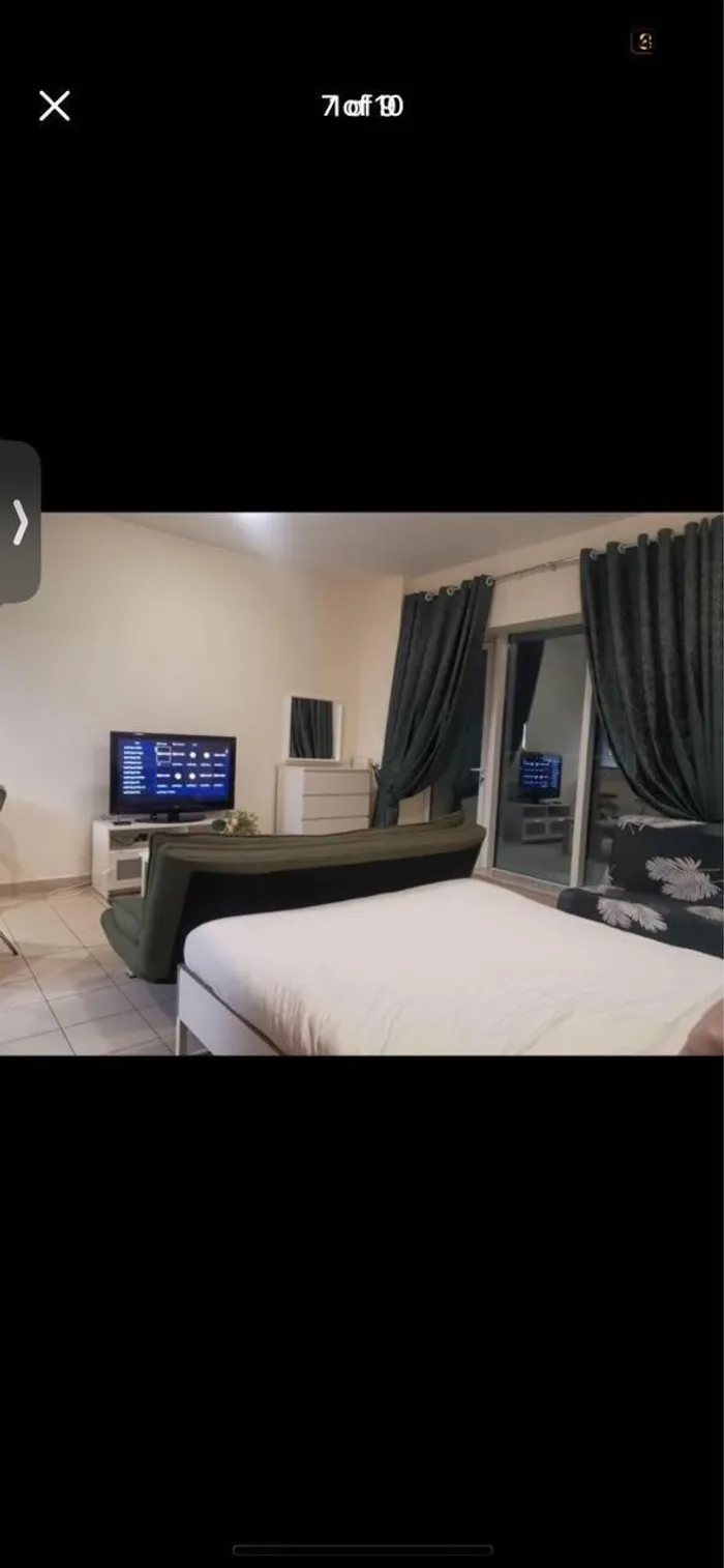 A fancy studio apartment for monthly rent : Image 1