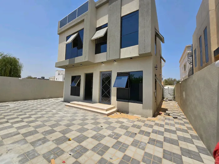 فيلا للايجار ف الحليو 2 : Image 1