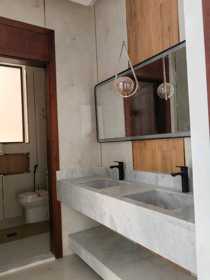 villa for sale : Image 1