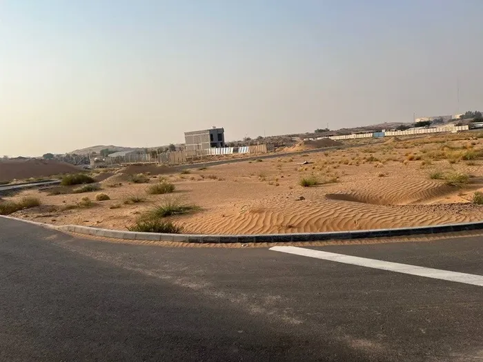 قطعه ارض تاون هاوس علي طريق الحليو | من المالك مباشره : Image 1