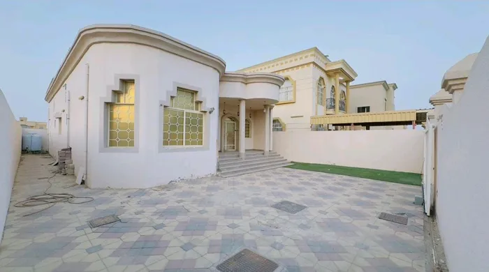 فيلا للايجار السنوي : Image 1