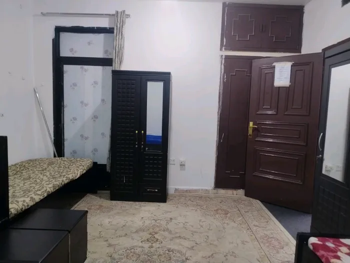 سكن مشاركة داخل ابوظبي غرف وبارتيشنات لشخص اوشخصين : Image 1