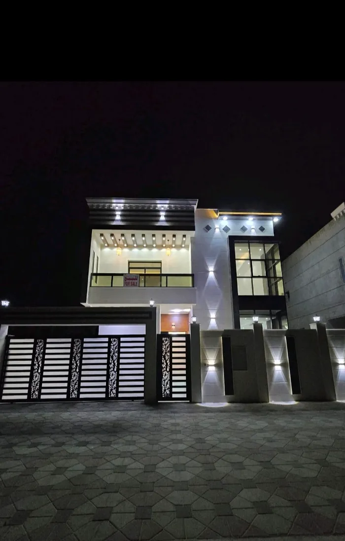 Villa for sale in Ajman : Image 1