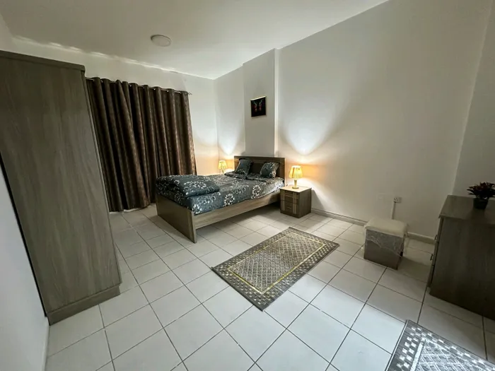 للايجار غرفه و صاله مفروشه : Image 1