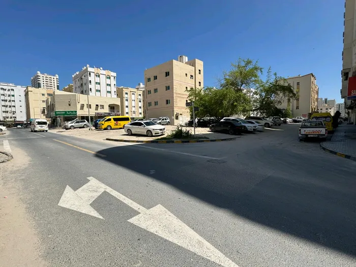 For long-term investment, a residential and commercial land in Sharjah, Al Nabaa has an area of (2787) meters (3000) feet (15 ✖️ 18) : Image 1