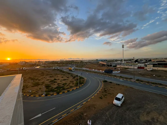 للبيع عدد 3 اراضي محوطة في الشارقة الصجعة الصناعية : Image 1