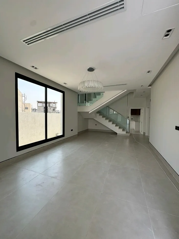 للبيع فلل في عجمان، منطقة العامرة (6 غرف) بأسعار مغرية. : Image 1