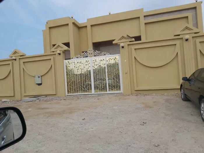 villa for sale : Image 1