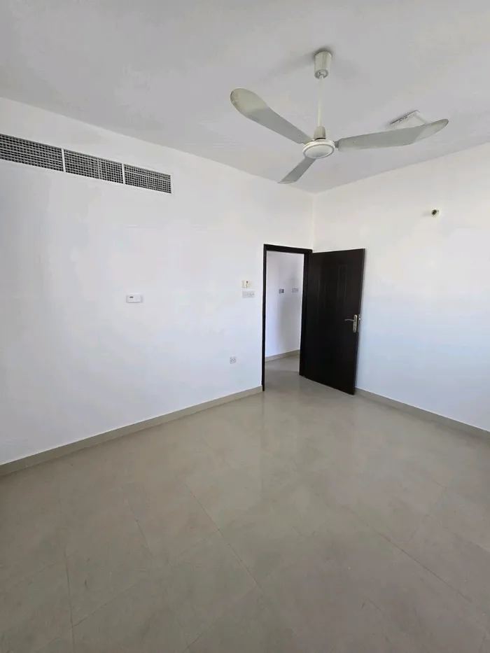 للايجار السنوي شقة غرفة وصالة : Image 1