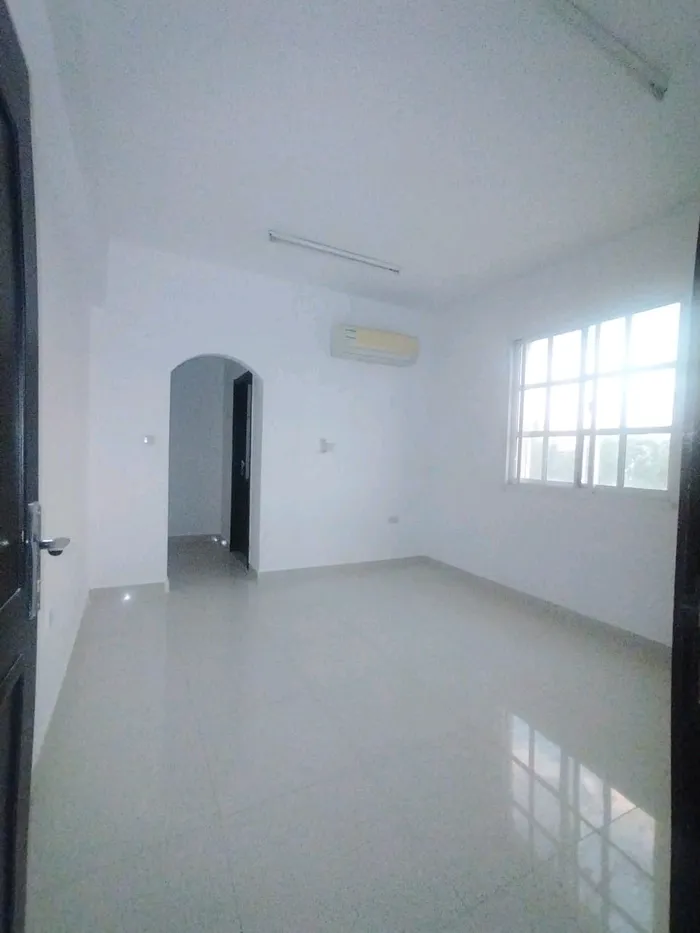 Apartment in cooperation Sharjah for monthly rent : Image 1