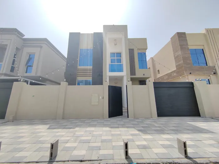 للايجار فيلا بالياسمين 5 غرف مجلس وصالة غرفة خادمة : Image 1