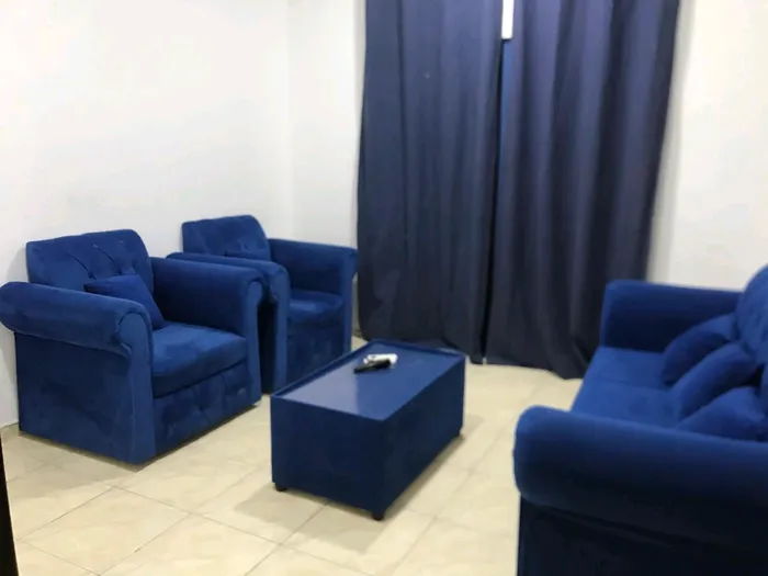 For monthly rent, a one-bedroom apartment in Ajman Corniche : Image 1