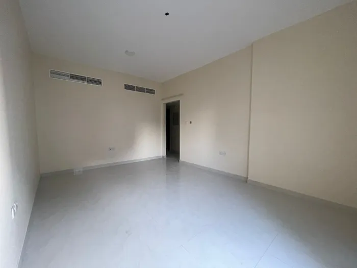 شقة للايجار السنوي : Image 1