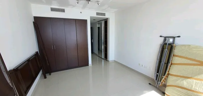 Apartment for sale in Al Reem Island with 3 master bedrooms with maid's room : Image 1