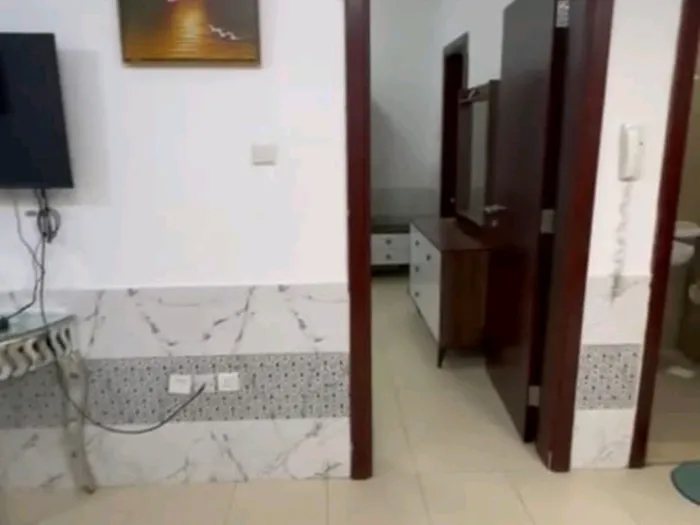 For sale one bedroom apartment and a hall in Ajman City Towers : Image 1