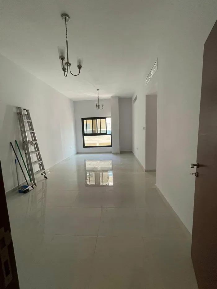 Apartment for annual rent, second resident : Image 1