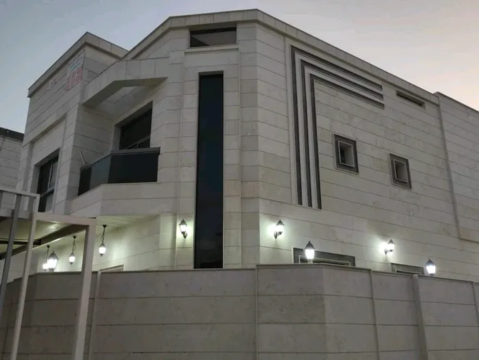 فيلا للايجار في الياسمين تتكون من 5 غرف ماستر : Image 1