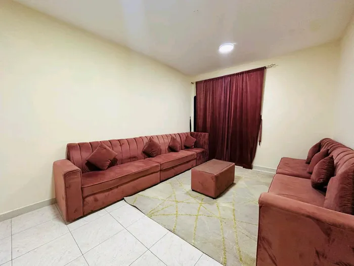 Apartment for monthly rent, two rooms and a hall : Image 1