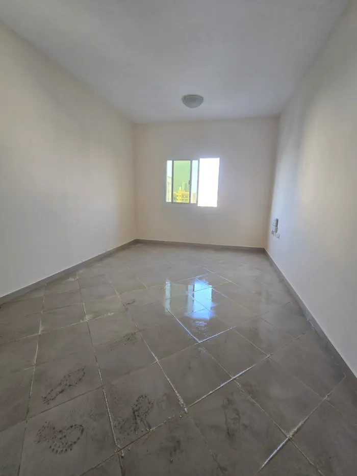 للإيجار السنوي إستوديو في عجمان منطقة الراشدية 3 : Image 1