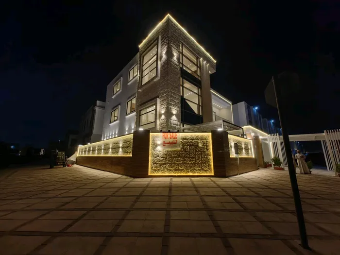 فيلا للبيع بالياسمين ?? قريه الاميره .6 غرف ماستر مع مسبح فيلا كورنر بالياسمين ? : Image 1