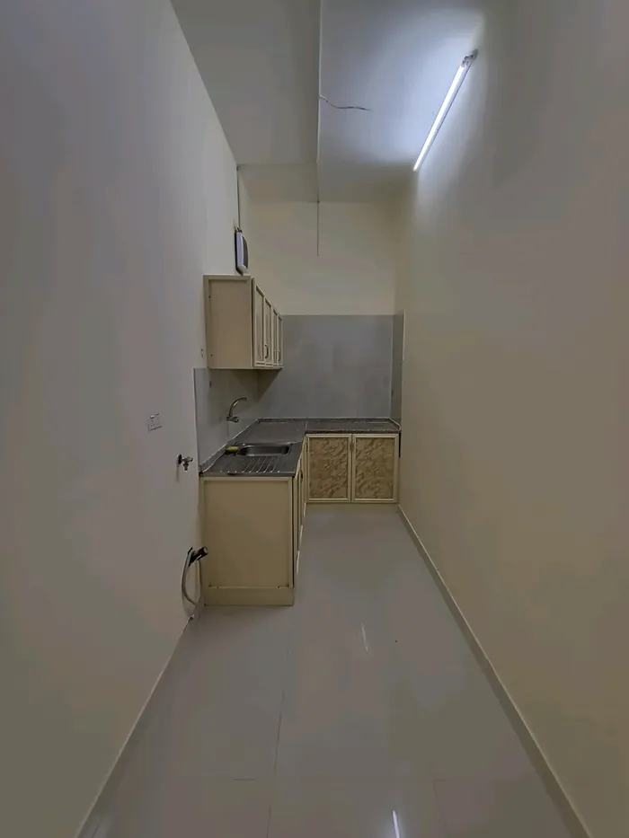 استوديو للايجار الشهري في العين : Image 1