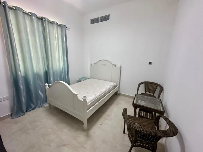 للايجار الشهري غرفة وصالة ومطبخ شامل كهرباء وماء وانترنت : Image 1