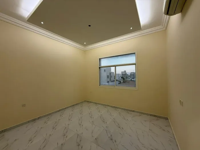 villa for sale : Image 1