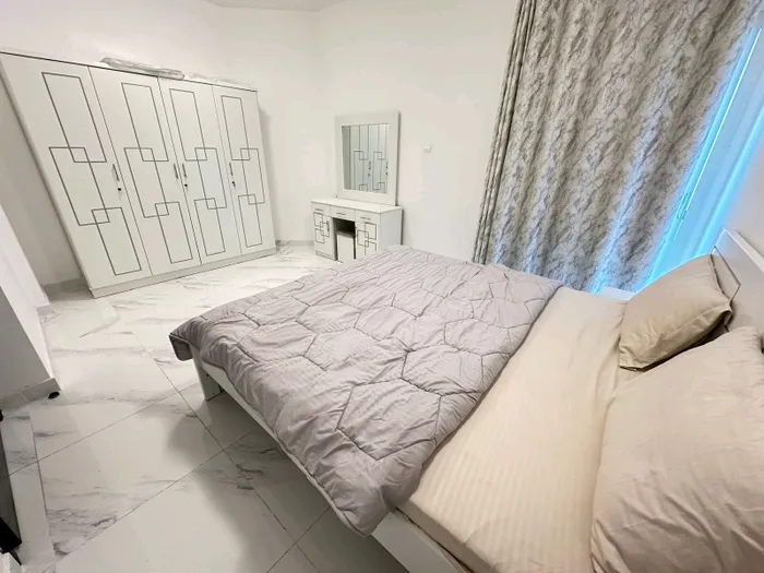 A room and a hall for monthly rent in Ajman : Image 1